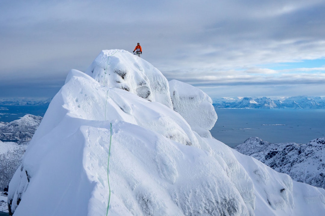 PÅ TOPPEN: Rulten er et temmelig dramatisk fjell! Foto: Signar André Nilsen PÅ TOPPEN: Rulten er et temmelig dramatisk fjell! Foto: Signar André Nilsen