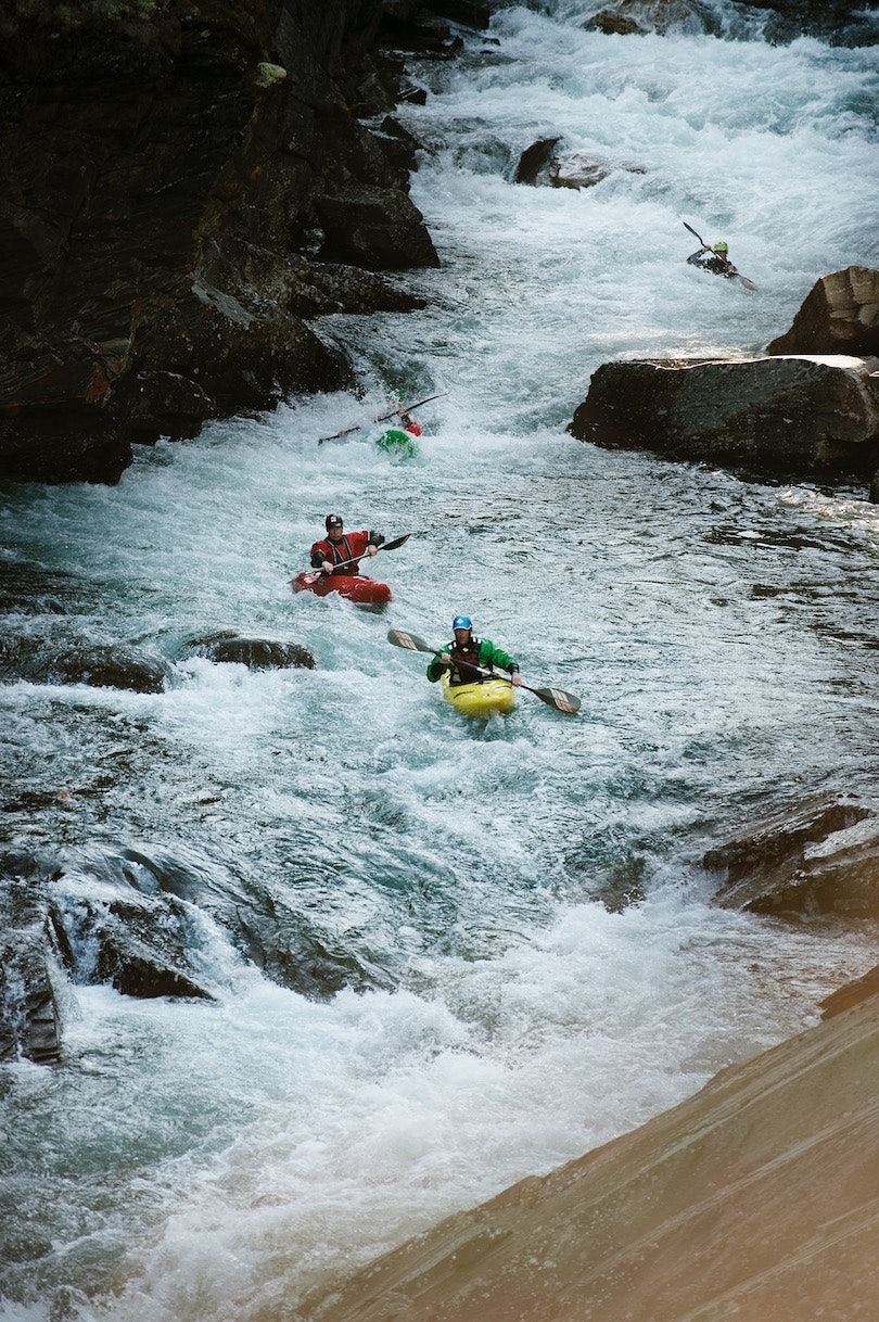 ↓ TYPISK: Fleming padler alltid fort, og er alltid først. Og alltid best. Her leder han an foran Erik Martinsen, Trygve Sande og Jörg Waidelich i Grøvu. Bilde: Martin Innerdal Dalen ↓ TYPISK: Fleming padler alltid fort, og er alltid først. Og alltid best. Her leder han an foran Erik Martinsen, Trygve Sande og Jörg Waidelich i Grøvu. Bilde: Martin Innerdal Dalen