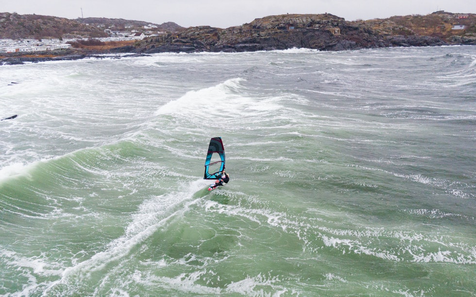 Windsurfing Saltstein Bølger foto: Christian Nerdrum