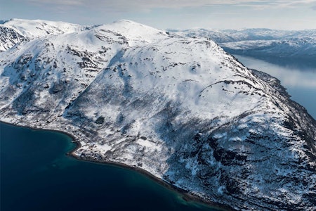 Vassnestind sett fra nordvest. Foto: Jan R. Olsen. / Trygge toppturer. Vassnestind sett fra nordvest. Foto: Jan R. Olsen. / Trygge toppturer.
