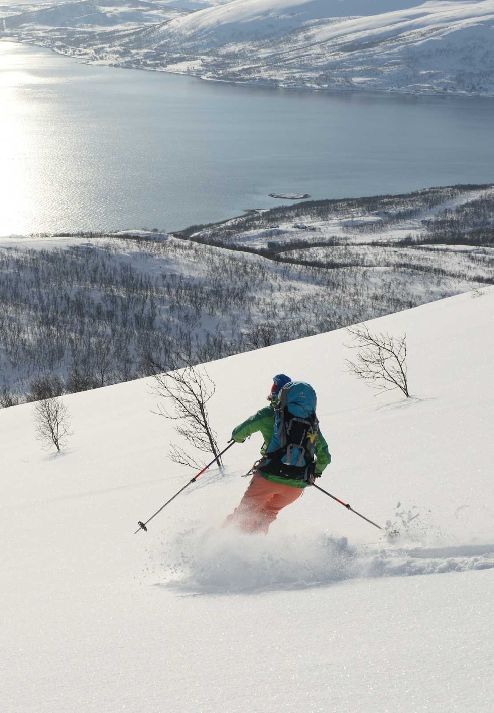 Nydelig føre ned fra Gammelgårdsfjellet. Foto: Espen Nordahl. / Trygge toppturer. Nydelig føre ned fra Gammelgårdsfjellet. Foto: Espen Nordahl. / Trygge toppturer.