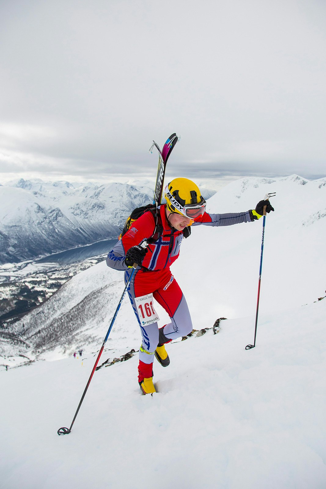 05_foto_robert_veiset_1600 05_foto_robert_veiset_1600