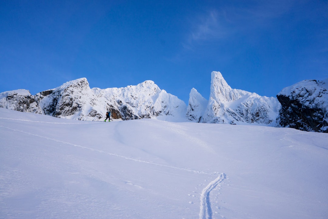MOT MÅLET: Vakker utsikt og tilsynelatende greie forhold. Foto: Signar André Nilsen MOT MÅLET: Vakker utsikt og tilsynelatende greie forhold. Foto: Signar André Nilsen