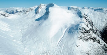 Skåla sett fra nord. Foto: Sture Willumsen/Toppturer i Norge Skåla sett fra nord. Foto: Sture Willumsen/Toppturer i Norge