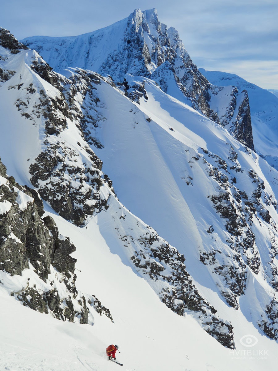 KJØRING: Eira setter fart ned fra toppen. Foto: Timme Ellingjord KJØRING: Eira setter fart ned fra toppen. Foto: Timme Ellingjord