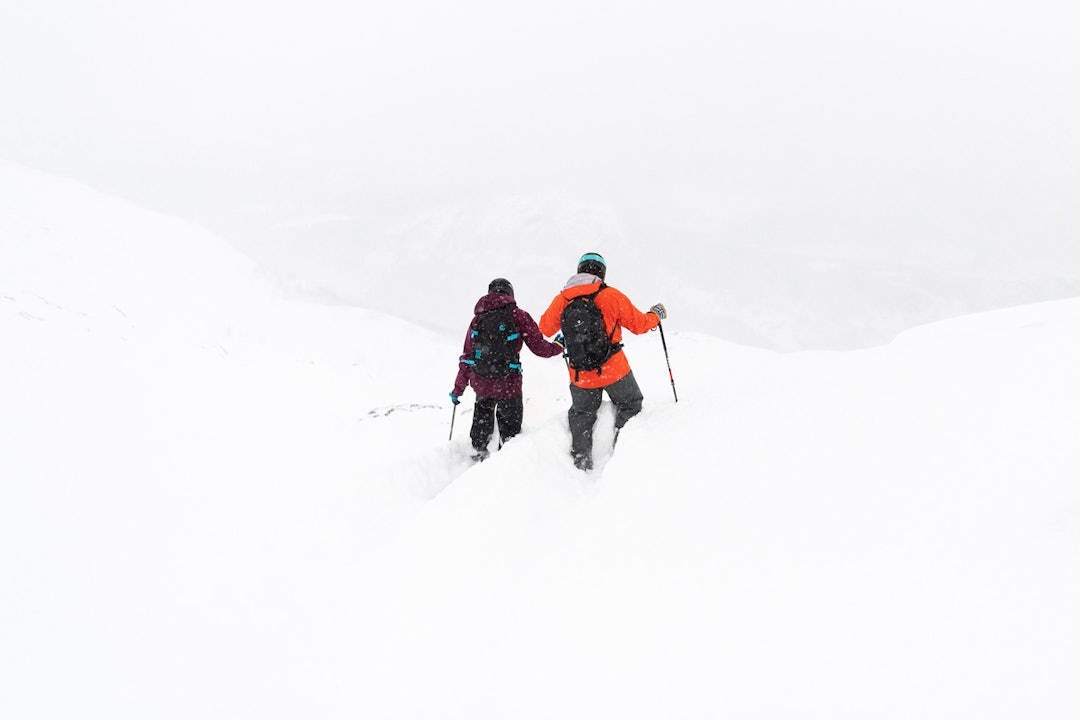 HEMSEDAL: Jonatan Ekløf og Tyler Conrad er klare for dykking. Foto: Ola Matsson HEMSEDAL: Jonatan Ekløf og Tyler Conrad er klare for dykking. Foto: Ola Matsson