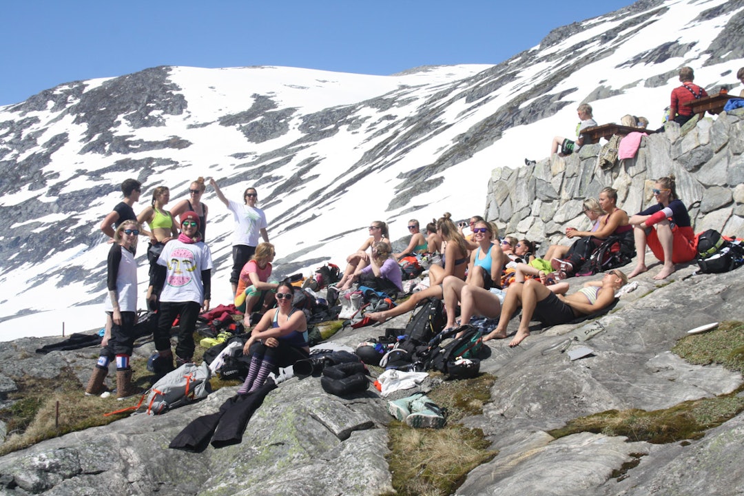 Lunsj Foto Stig J. Syvertsen Lunsj Foto Stig J. Syvertsen