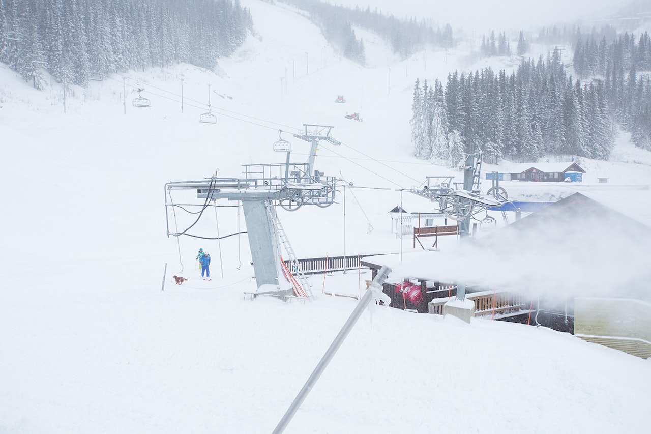 BOTEN BLIR STÅENDE: Skistar, eieren av alpinanleggene både i Trysil og Hemsedal, er dømt til å betale en foretaksstraff pålydende fem millioner kroner i lagmannsretten. Bildet er ment som illustrasjon og har ingenting med den aktuelle saken å gjøre. BOTEN BLIR STÅENDE: Skistar, eieren av alpinanleggene både i Trysil og Hemsedal, er dømt til å betale en foretaksstraff pålydende fem millioner kroner i lagmannsretten. Bildet er ment som illustrasjon og har ingenting med den aktuelle saken å gjøre.