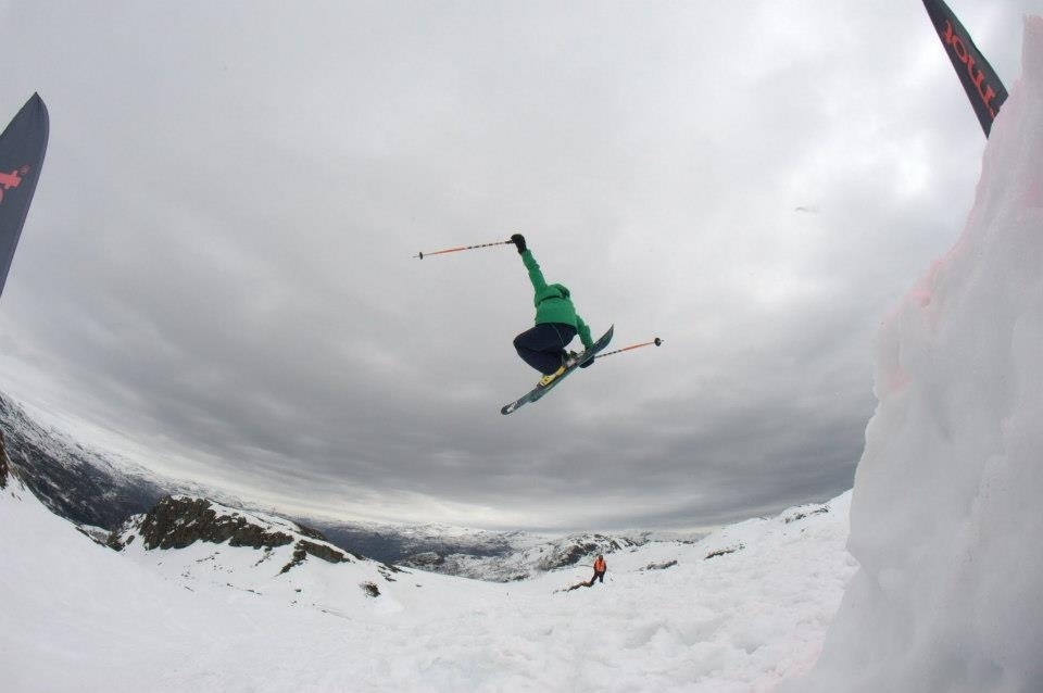 Solid-junior-freerideserie_ordinary_1200-2 Solid-junior-freerideserie_ordinary_1200-2