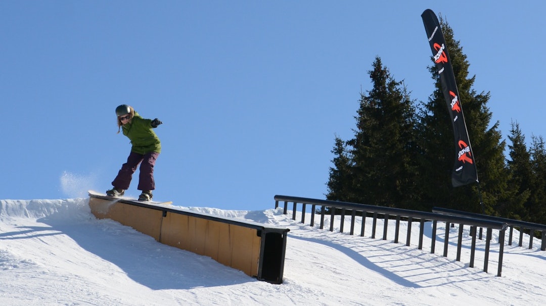 agataboardslide agataboardslide