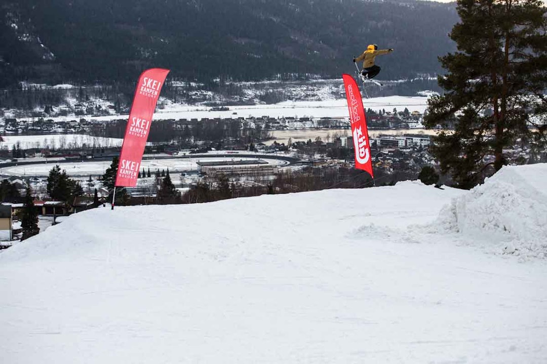 110215_fausko_aronskisenter_anderhaugerud_360tailgrab_sistehopp_001 110215_fausko_aronskisenter_anderhaugerud_360tailgrab_sistehopp_001