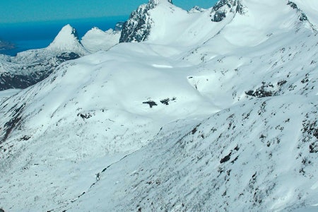 Foto: Sture Willumsen. / Toppturer i Troms. Foto: Sture Willumsen. / Toppturer i Troms.