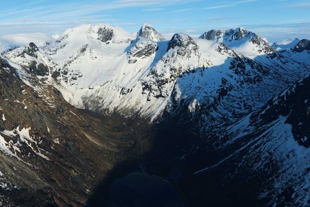 Rienatčohkka fra nordvest. Foto: Rune Dahl / Toppturer rundt Narvik