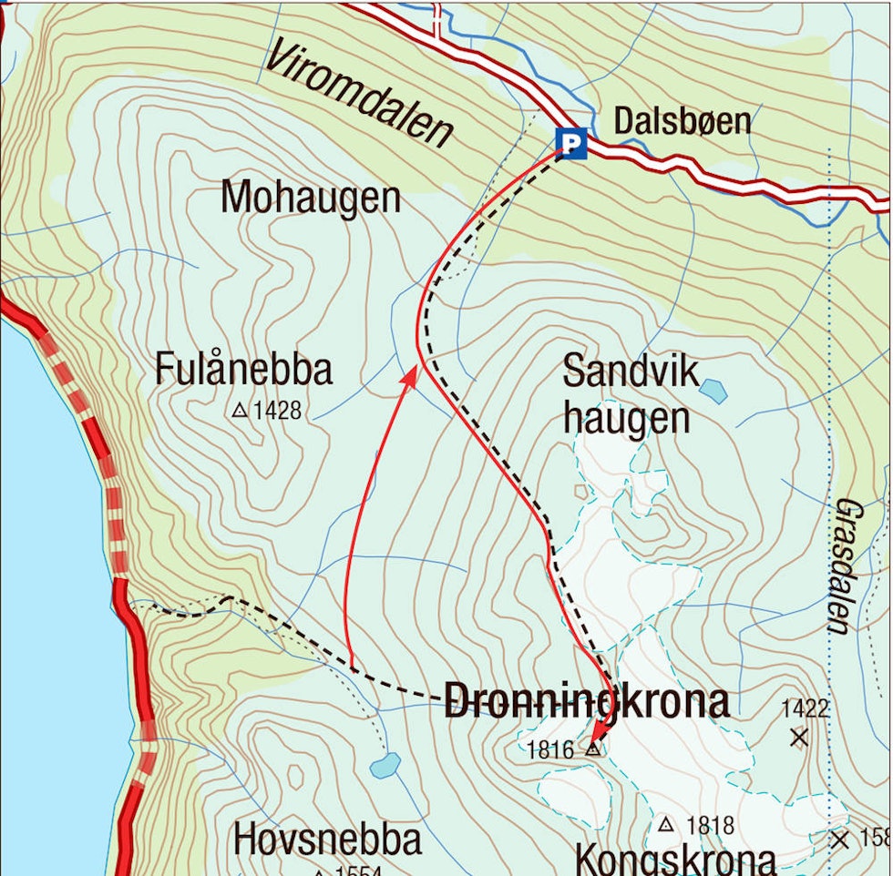 Nedkjøringen Mot fjorden (som går mot best fra skaret like under toppen) er markert. dronningkrona topptur sunndal