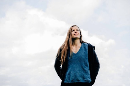 FERDIG MED MYE: Therese Johansen var i sin tid en av verdens beste buldrere. Men økonomi og problemer med angst satte en stopper for konkurransekarrieren. Likevel går hun hardere bulder enn de fleste også i dag. Foto: Jan Inge Haga Therese Johansen