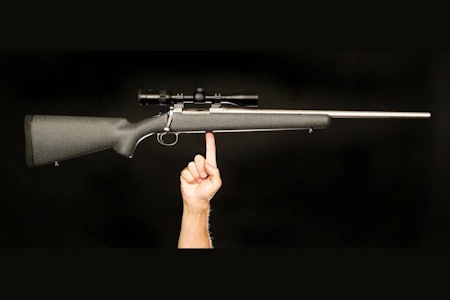 LETT: Barrett Fieldcraft veier så vidt over 2 kg.  Barrett Fieldcraft jaktrifle