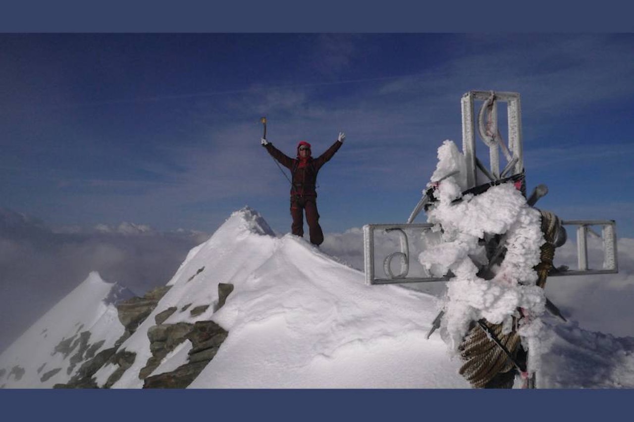 Oppe: Tormod Granheim topper ut på Dent Blanche (4357 moh). Foto: Signar Nilsen