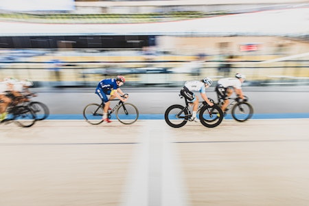 BÅNN GASS: Banesesongen starter til helgen. Rittene følger som perler på en snor i ukene som kommer. Foto: Henrik Alpers. BÅNN GASS: Banesesongen starter til helgen. Rittene følger som perler på en snor i ukene som kommer. Foto: Henrik Alpers.