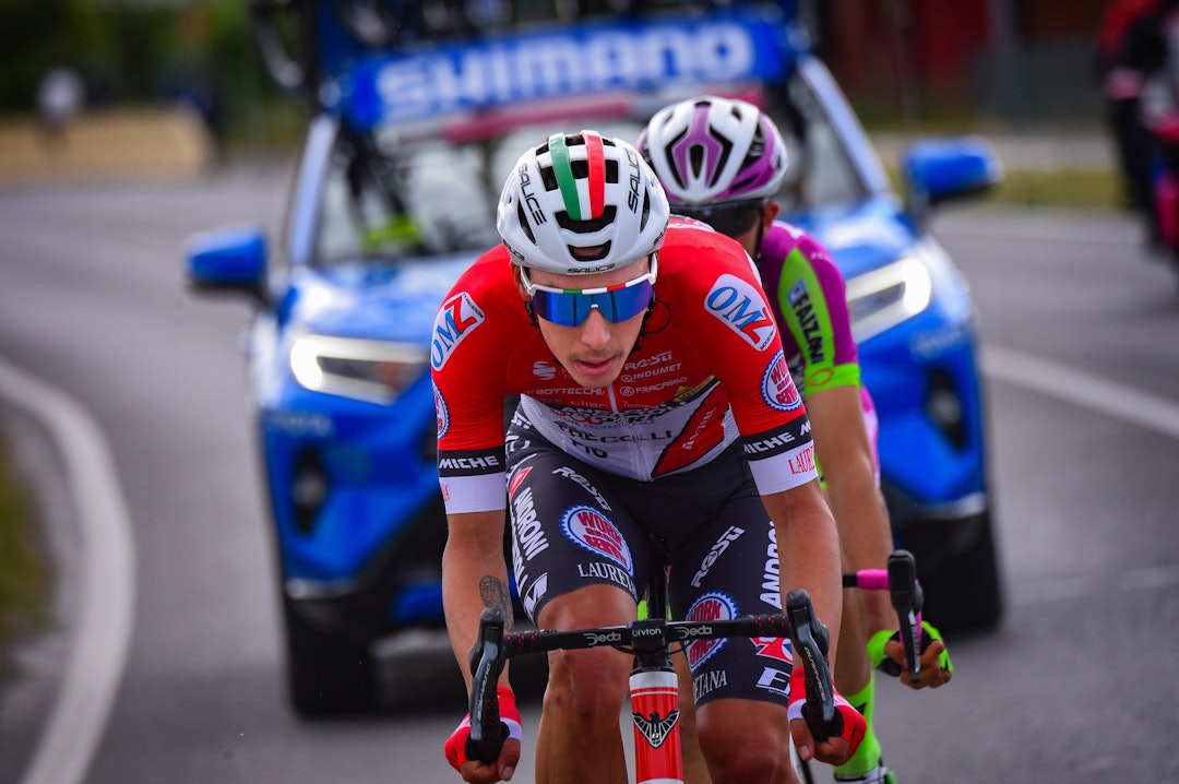 SYKLER GIROEN: Androni-laget er stort sett å se på start i Giro d'Italia hvert år, og er ofte å se i TV-ruta i brudd. Foto: Cor Vos