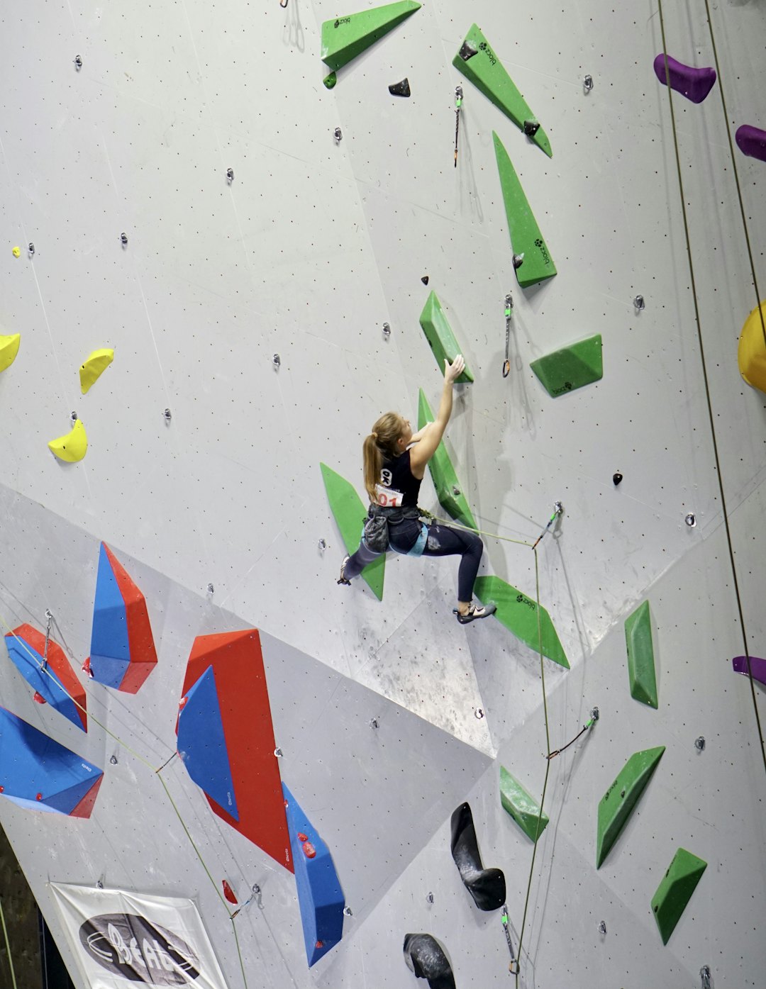 Amanda Buer med imponerende klatring på den følsomme finaleruten. Foto: Tina Hafsaas