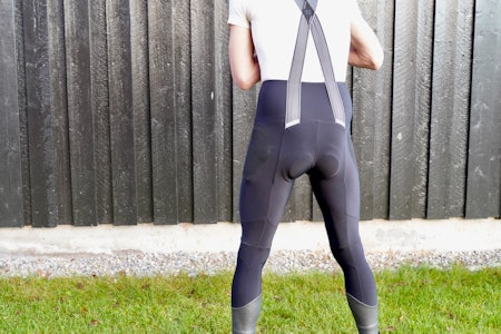 SUPERBUKSE: Assos Mille GTO Winter Tights er varm, komfortabel og har ekstra hoftebeskyttelse. Alle foto: Øyvind Aas Assos Mille GTO Winter tights