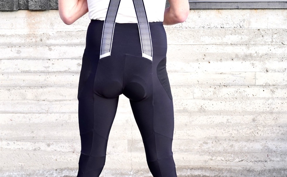 TIL RUMPA: Selene på Mille GTO-buksa trekker buksa godt opp i skrittet. Dette begrenser muligheten for gnaging og gnissing. Assos Mille GTO Winter tights