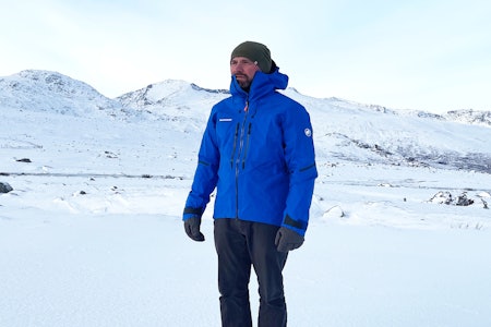 I fjellet: Mammut Nordwand Advanced HS Hooded Jacket fikk seg en tur til Jotunheimen. Foto: Karoline Lund Hagen