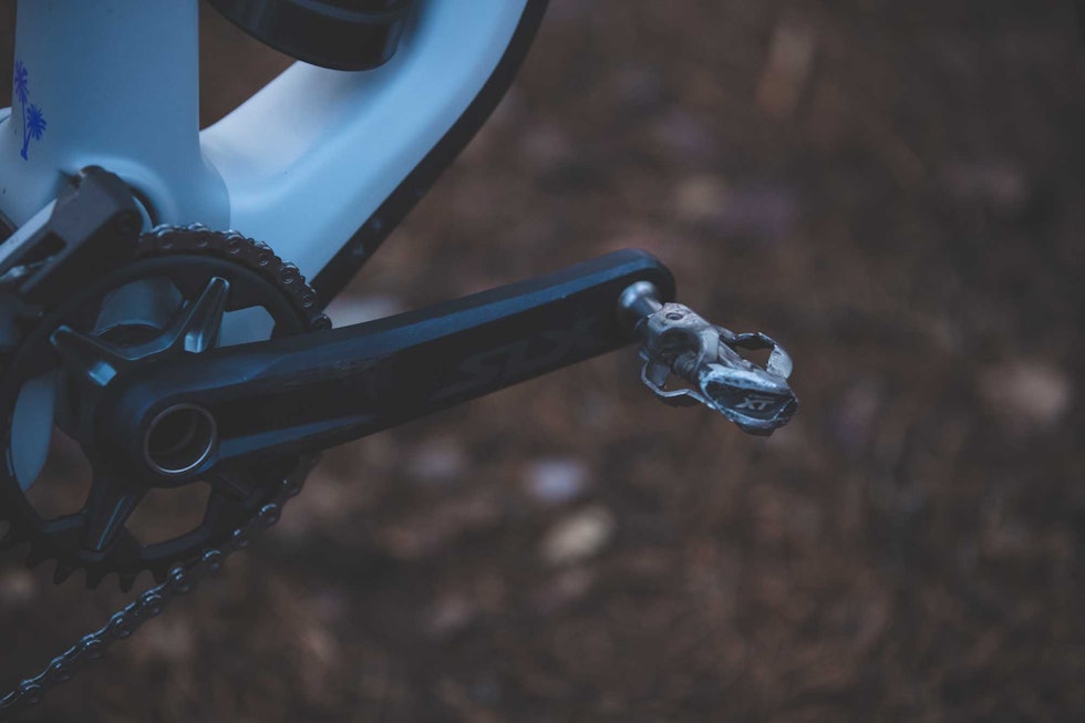 BEKYMRINGSFRITT: SLX-komponentene fra Shimano fungerer bra - uten å knekke bankkontoen. Foto: Kristoffer H. Kippernes test av canyon spectral cf8 mullet