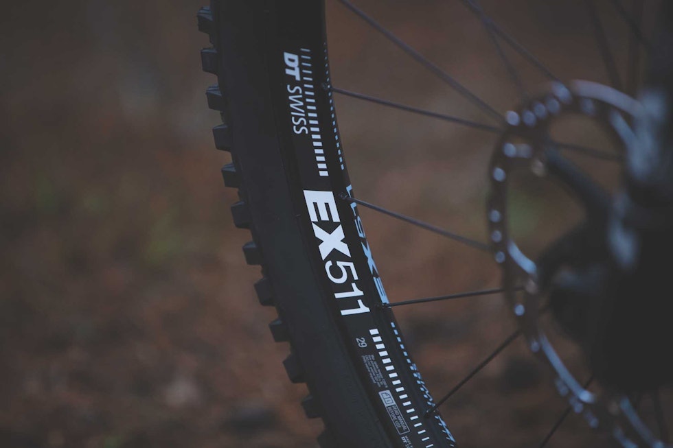 (H)JULING: EX511-felgene fra DT Swiss tåler mye uvøren sykling. Det kan være nyttig på nettopp denne sykkelen. Foto: Kristoffer H. Kippernes. test av canyon spectral cf8 mullet