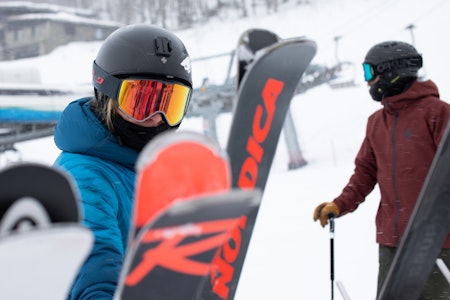 TESTKJØRERE: Ida Gunleiksrud, Espen Rogne og Sondre Lindkjølen under ski-testing på Geilo. 