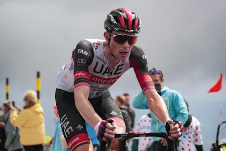 HØR GODT ETTER: Og løs arbeidsoppgavene du blir tildelt. Slik lyder oppfordringen fra en ekte hjelper. FOTO: Cor Vos Vegard Stake Laengen, Tour de France 2021