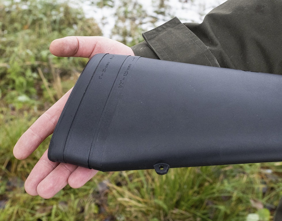 Kort kolbe: Beretta Outlander måtte forlenges mye for å passe undertegnede – men er suveren rett ut av boksen til korte personer. Kort kolbe: Beretta Outlander måtte forlenges mye for å passe undertegnede – men er suveren rett ut av boksen til korte personer.