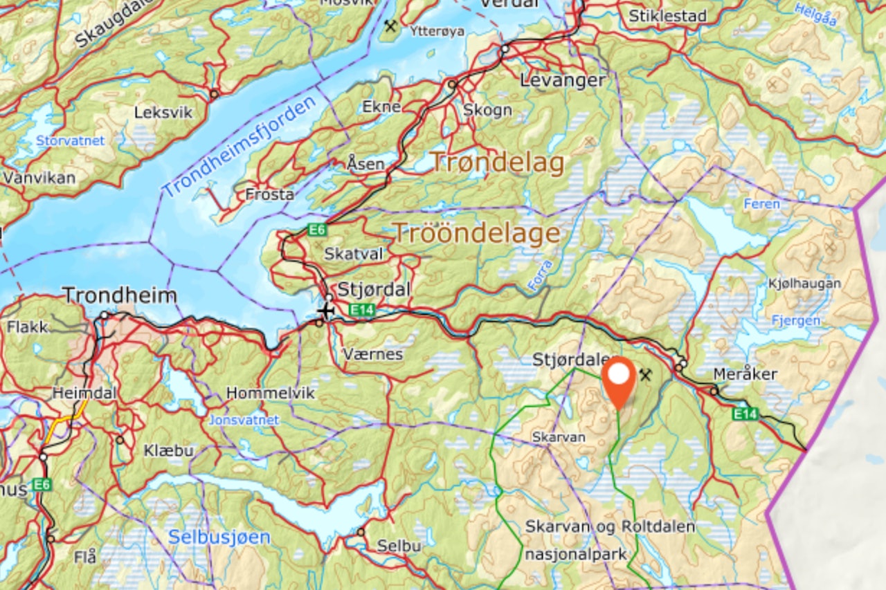 MANNFJELLET: Fredag ble en person tatt i et snøskred på Mannfjellet. Foto: Norgeskart Mannfjellet