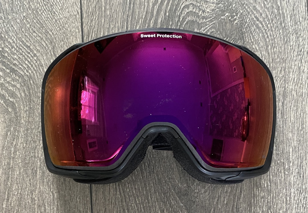 Sweet Interstellar RIG Reflect Vi har testet Sweet Interstellar RIG Reflect goggles