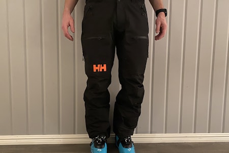 Helly Hansen Odin Mountain Infinity Shell 2.0 pants Vi har testet Helly Hansen Odin Mountain Infinity Shell 2.0 skibukse
