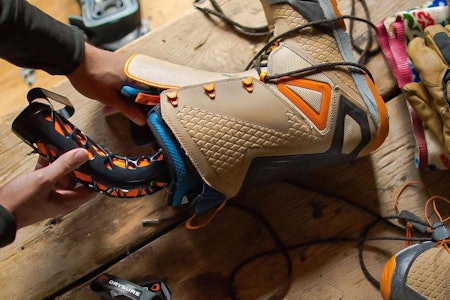 SKOTØRKERE: Det finnes et hav av ulike skotørkere, men er du på farten så vil en av disse være best for deg. Drysure er blant variantene som ikke går på strøm. SKOTØRKERE: Det finnes et hav av ulike skotørkere, men er du på farten så vil en av disse være best for deg. Drysure er blant variantene som ikke går på strøm.