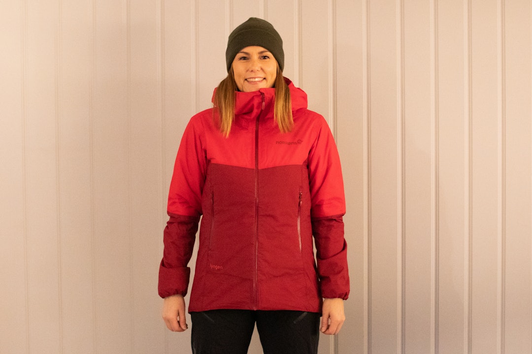 Norrøna Lyngen Dri 2 Thermo 60 W Vi har testet Norrøna Lyngen Dri 2 Thermo 60 skijakke til dame