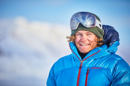 TOPPTURENTUSIAST: Den rutinerte kiteren Håkon Mæland venter fortsatt på at det norske toppturfolket begynner å benytte seg av kiter for komme seg raskere tip toppen. Foto: Privat TOPPTURENTUSIAST: Den rutinerte kiteren Håkon Mæland venter fortsatt på at det norske toppturfolket begynner å benytte seg av kiter for komme seg raskere tip toppen. Foto: Privat