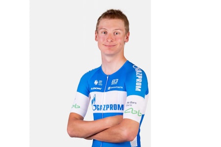 PROFF I RUSSISK-SPONSET LAG: Stavanger-syklisten Eirik Lunder sykler for Gazprom-Rusvelo. Foto: Gazprom-Rusvelo Eirik Lunder i Gazprom-Rusvelos 2022-trøye.