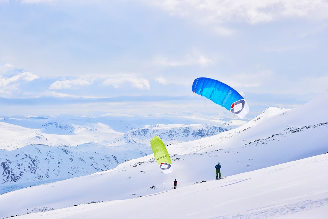 TILGJENGELIGHET: Det finnes tusenvis av lett tilgjengelige lavstatusfjell i Norge, som er perfekte til topptur med kite. Foto: Håkon Mæland  