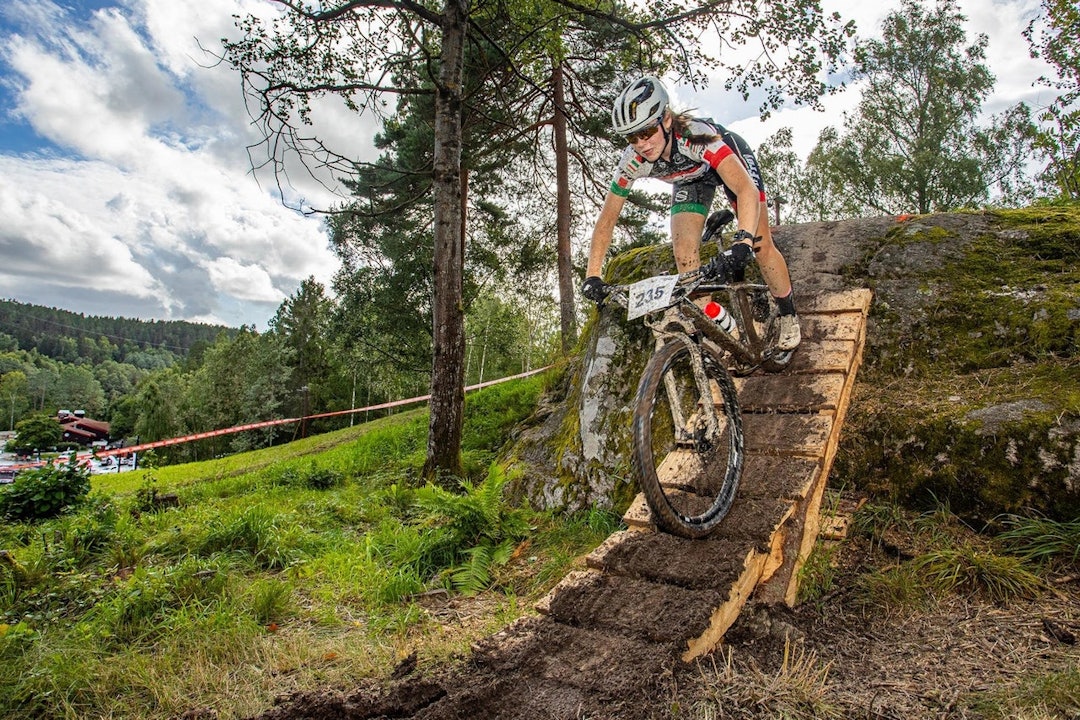 LOVENDE: Oda LaForce er en av de yngre utøverne som viser lovende takter på sykkelen. Det har resultert i plass på landslaget. Foto: Tobias Strøm oda laforce landslag terrengsykling