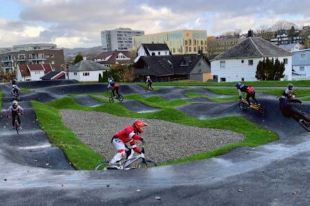 MESTERSKAP: I 2022 blir det arrangert uoffisielt NM i pumptrack. Foto: NCF pumptrack norgesmesterskap 2022