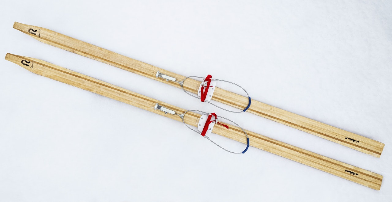 TRESKI: Rønning Quiet treski gir en helt spesiell skifølelse som få andre jaktski kan matche. Rønning Quiet treskin til test i snøen