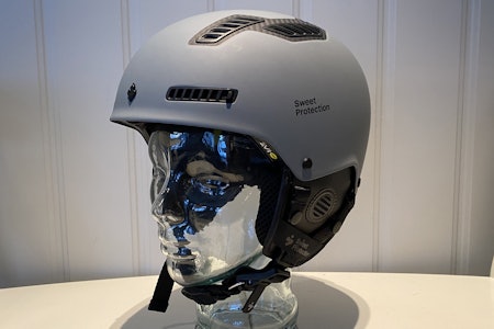 SWEET GRIMNIR 2vi MIPS: Stilig og avansert skihjelm Sweet Grimnir 2 mips skihjelm test