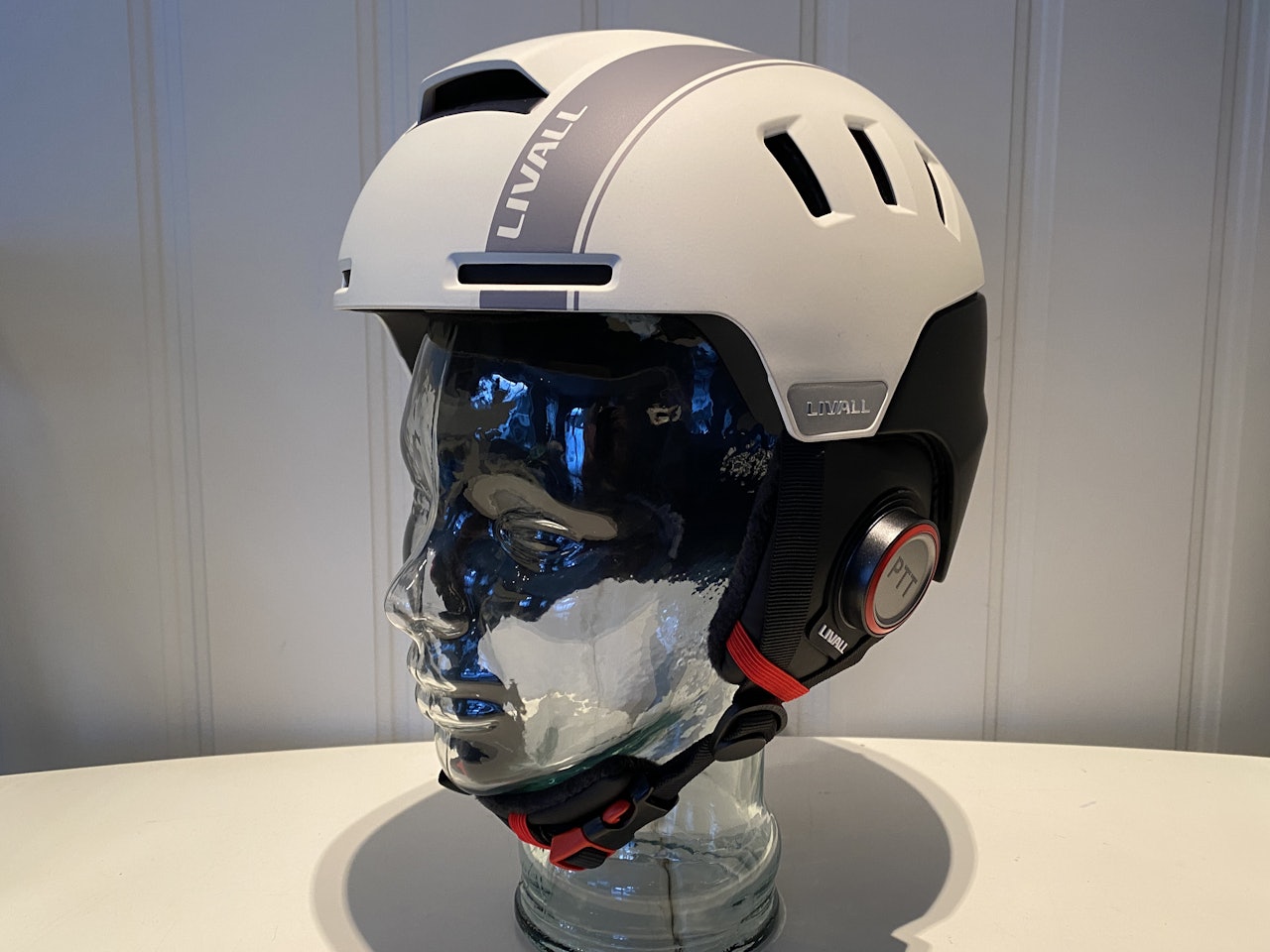 Livall RS 1 Vi har testet Livall RS 1 skihjelm