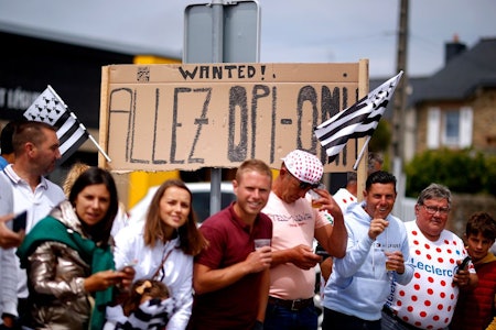 STYGG VELT: Det er umulig å unngå den brutale velten som skjedde i Tour de France, når vi snakker om årets øyeblikk. Foto: Cor Vos.  STYGG VELT: Det er umulig å unngå den brutale velten som skjedde i Tour de France, når vi snakker om årets øyeblikk. Foto: Cor Vos.