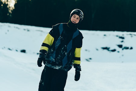 FINPUSS TIL OL: Birk Ruud finpusser OL-formen på en airbag i Marikollen. Foto: Christian Nerdrrum Birk Ruud trener på airbag i Marikollen på Rælingen. Foto: Christian Nerdrrum