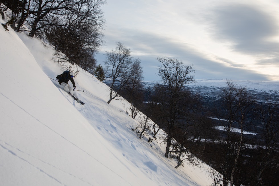 HOVDEN: Heisen i Hovden er egentlig stengt, men var åpen for treningsgrupper og Tore Meirik og Erik Naess fikk spesialtillatelse til å bli med. Foto: Tore Meirik hovden oppdal 3. februar, tore meirik