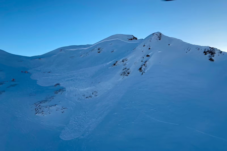 SKREDULYKKE: Ole Martin Braathen døde i en skredulykke i Østerrike lørdag. Bildet er delt av politiet i Voralberg-regionen, hvor skredet skjedde. Foto: Lokalt politi ole martin braathen død snøskred ulykke
