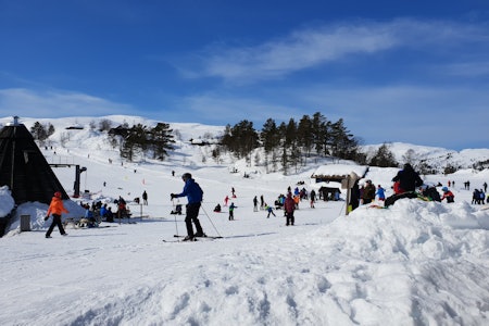 TIL SALGS: Aktiven skiheis på Kvamskogen er lagt ut for salg. Foto: Aktiven Skiheis AS aktiven skiheis as til salgs